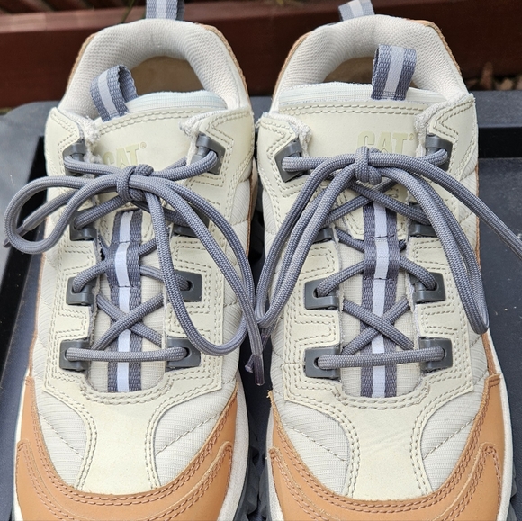 Caterpillar Intruder 10W/12W - Picture 9 of 9